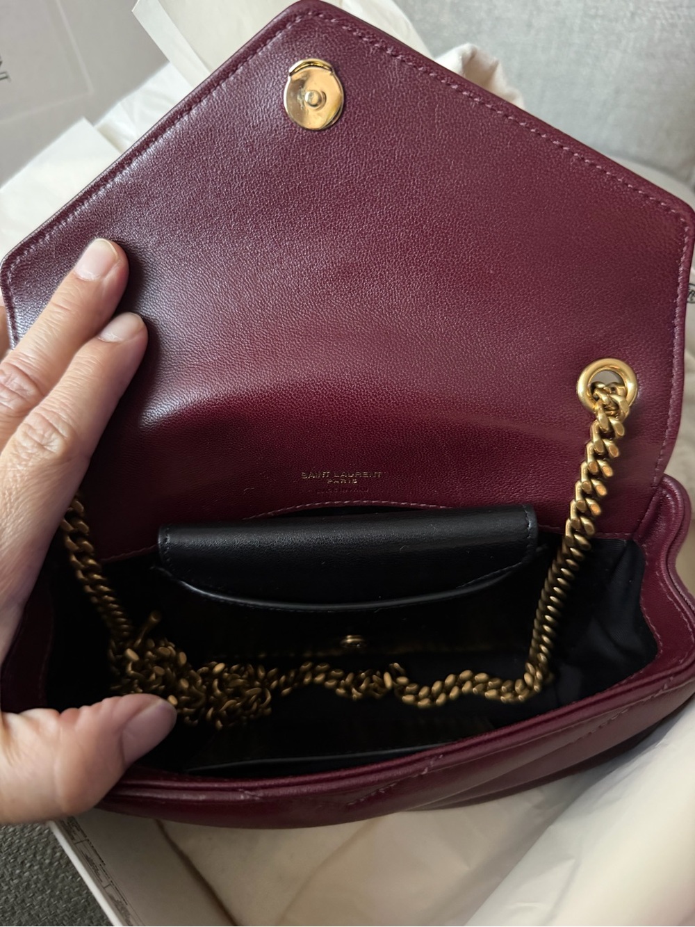 Saint Laurent Deep Burgundy Quilted Leather Shoulder Bag with Gold Logo - Picture 6 of 8